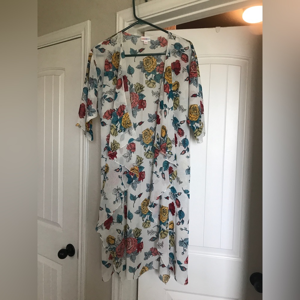 Lularoe floral and white kimono